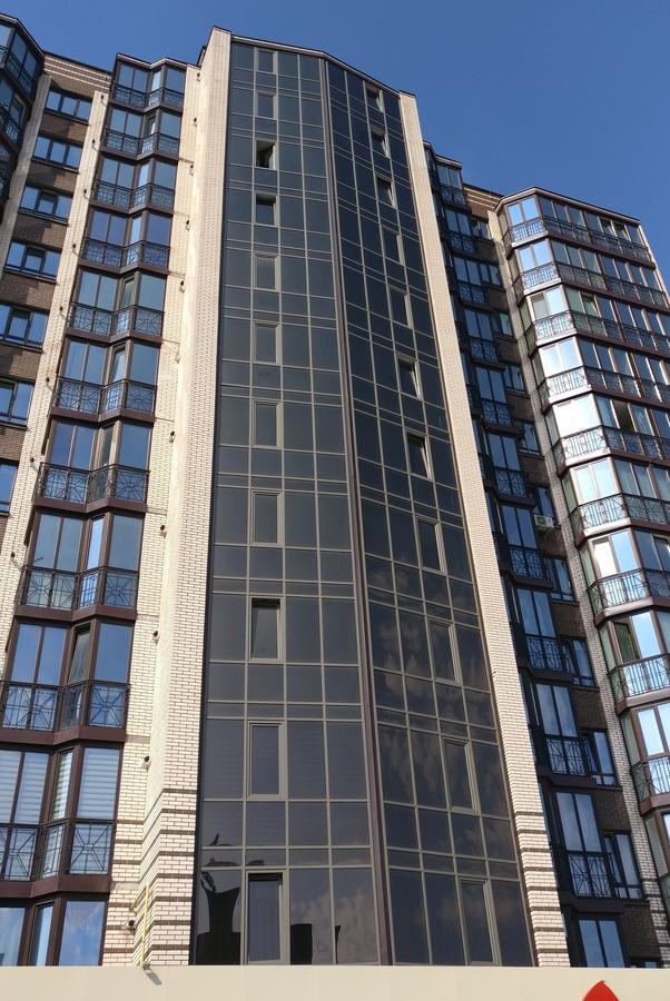 Сучасна Квартира Lutsʼk Exterior foto